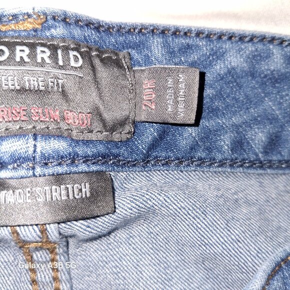 Torrid Womens Mid-Rise Slim Bootcut Vintage Stretch Jeans Size 20R Blue Denim - Picture 3 of 12